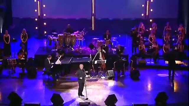 Charles Aznavour chante La Bohème en concert
