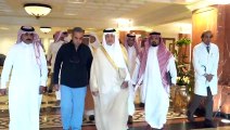 أمير مكة يغادر مستشفى الملك فيصل بعد إجراء فحوصات طبية 