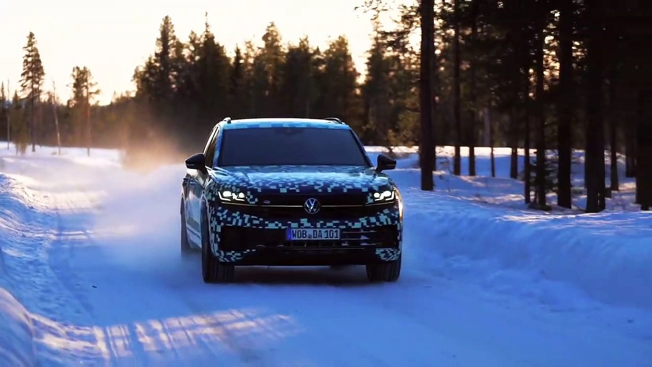 2024 Volkswagen TOUAREG Interior reveal _ VW Touareg R eHybrid first look