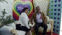 Boda colectiva en México y “tren del amor” en Kiev por San Valentín