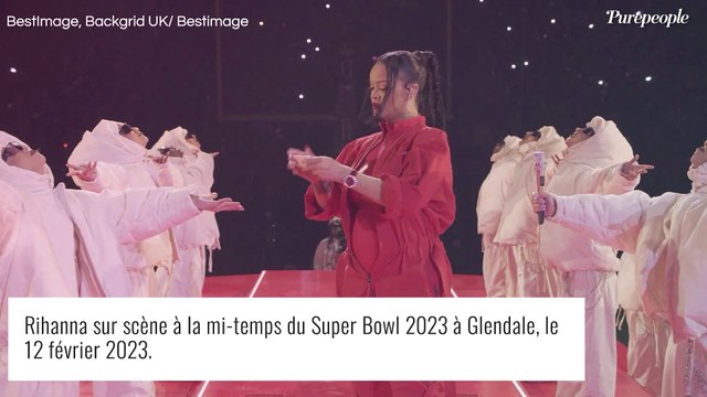 Rihanna en Une de Vogue avec son fils : sublimes photos, la star enceinte craque pour son bébé parfait