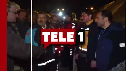 Fahrettin Koca sağlık personeliyle sohbet ederken ateş yanan kova patladı