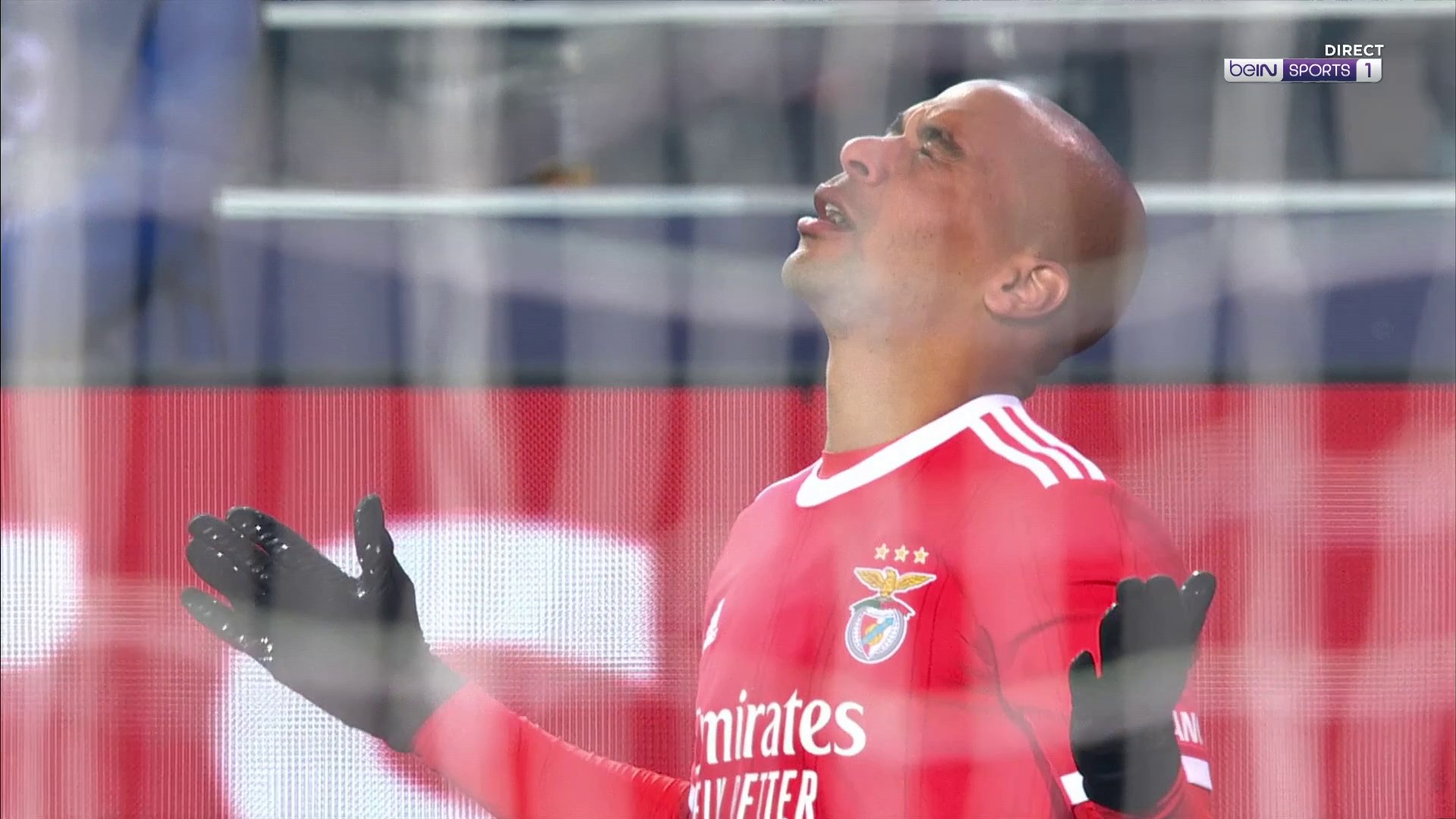 Benfica débloque la situation avec un peu de réussite sur penalty