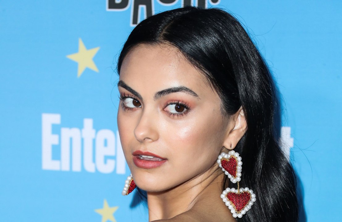 Camila Mendes ha revelado su secreto para una relación a distancia