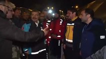 Sağlık Bakanı Fahrettin Koca, sağlık personeliyle konuşurken soba patladı!