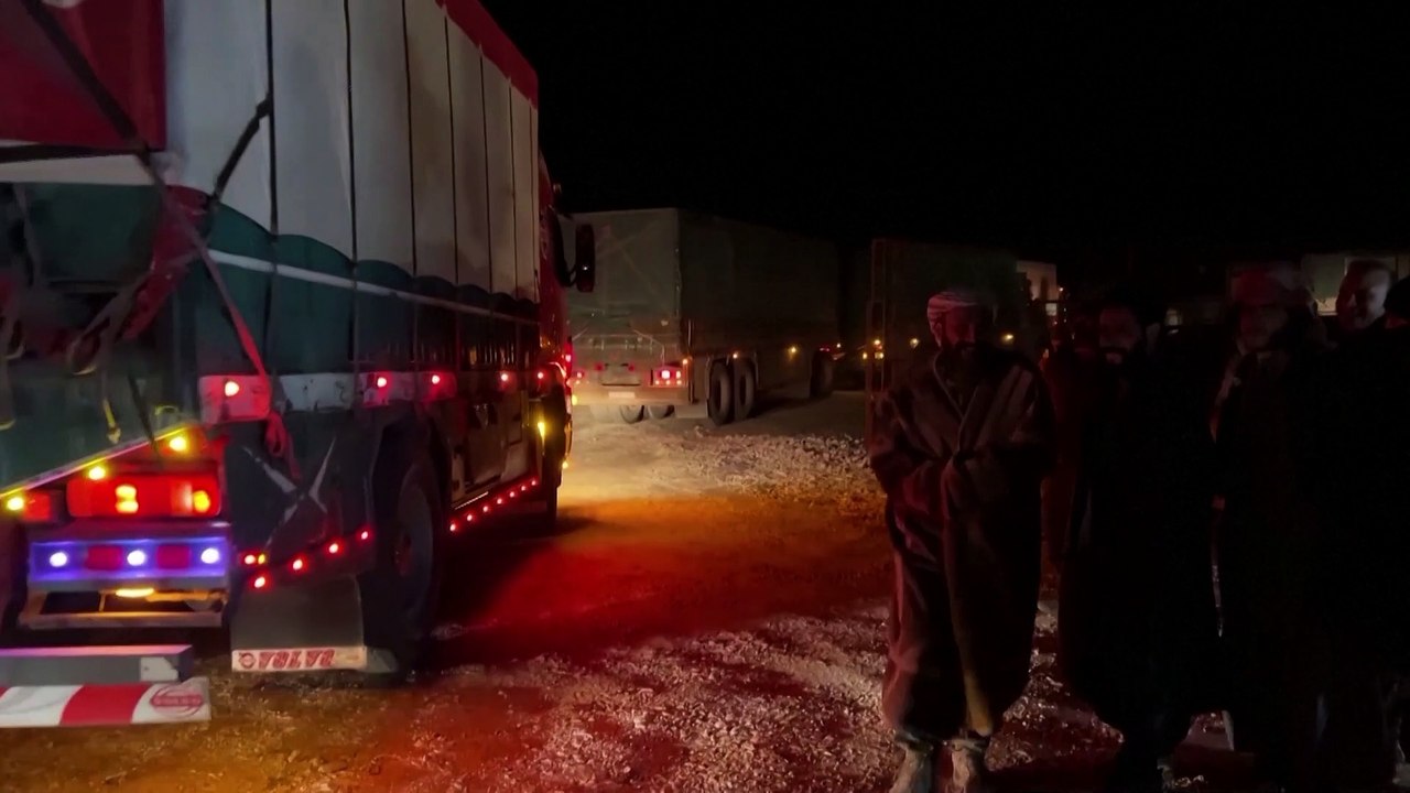 Shift in Damascus as aid reaches rebel enclave
