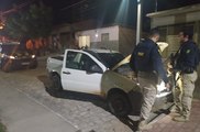 Caminhonete roubada em Pernambuco é recuperada pela PRF na BR-230, no município de Pombal