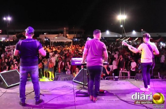 Prefeitura de Cachoeira dos Índios promove 5 dias de carnaval em praça pública com grandes atrações