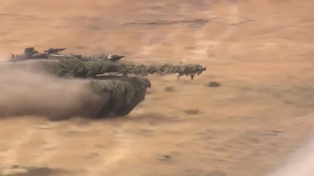 Armamento y más armamento para Ucrania