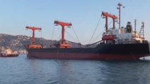 Boğaz'da kargo gemisi arızalandı