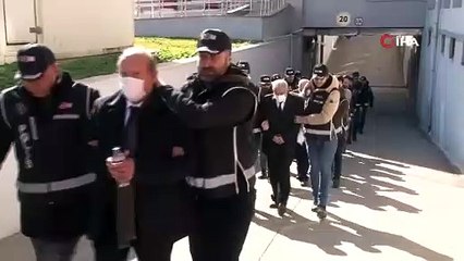 11 müteahhit ve mühendisten 5’i tutuklandı