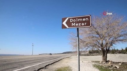 Binaları yerle bir eden deprem, Dolmen mezarlara hasar vermedi