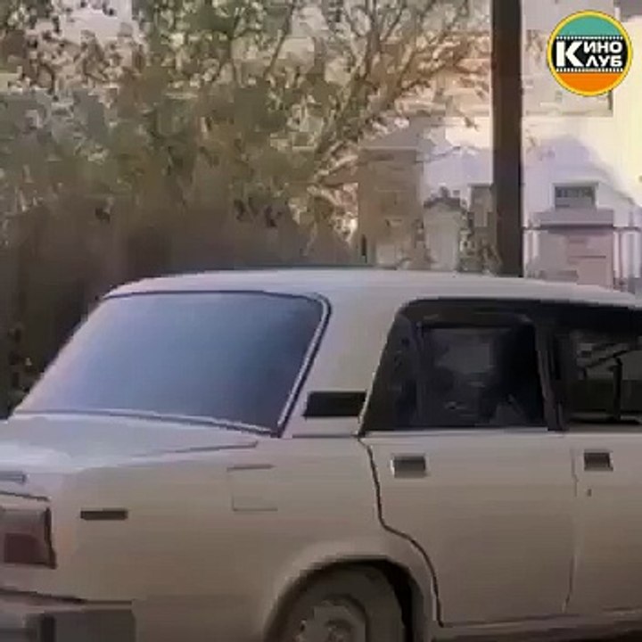 Ты бы ещё гранаты взял