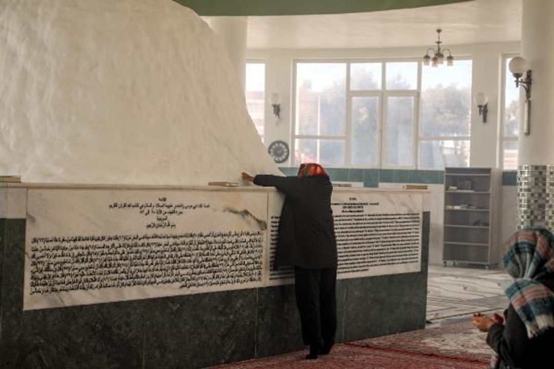 Hatay'da Hz. Hızır ve Hz. Musa'nın buluştuğu yer olarak anılan Hz. Hızır Türbesi, depremden zarar görmedi