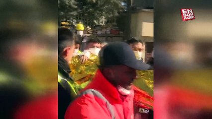 Kahramanmaraş'ta 248'inci saatte enkazdan çıkarılan 17 yaşındaki Aleyna Ölmez