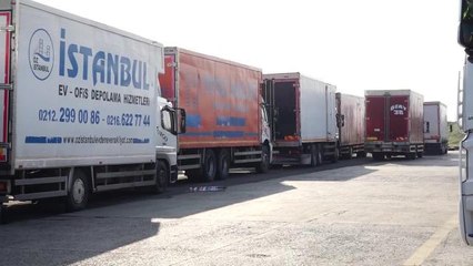 İstanbul Valiliği, Hatay'a 24 Tır Yardım Malzemesi Gönderdi