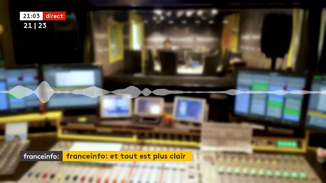 France Info : Laurie Delhostal aux commandes du Club info