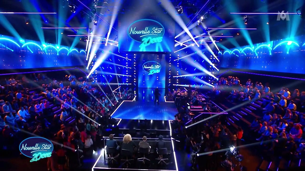 Julien Doré fête les 20 ans de la "Nouvelle Star" sur M6 en réinterprétant "Moi Lolita", d'Alizée