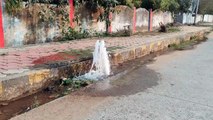 Thousands of liters of water kept flowing in the road due to bursting