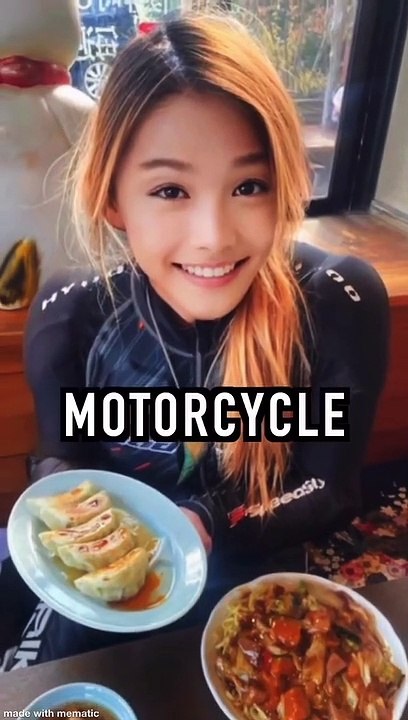 Ils suivent le road trip d'une jolie motarde japonaise sans savoir qu'ils se font arnaquer