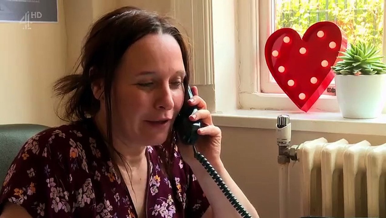 The Undateables - Se9 - Ep01 - Charlotte, Mitch, James HD Watch