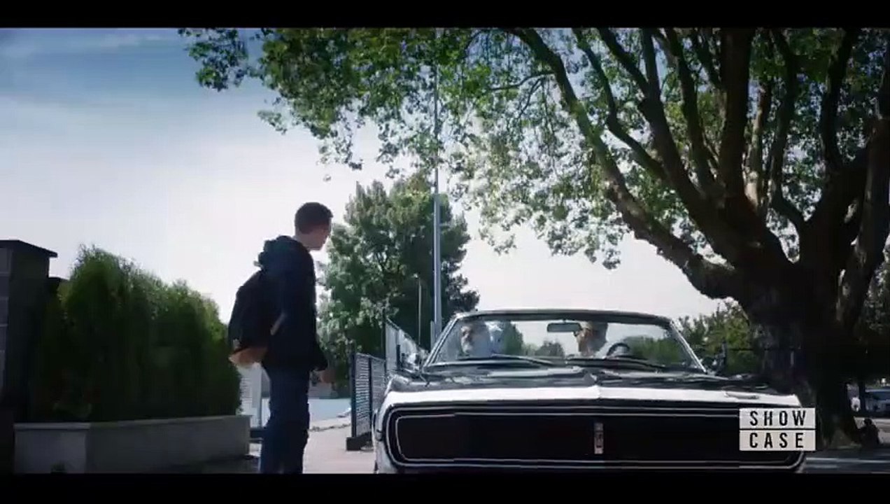 Travelers - Se2 - Ep09 - Update HD Watch