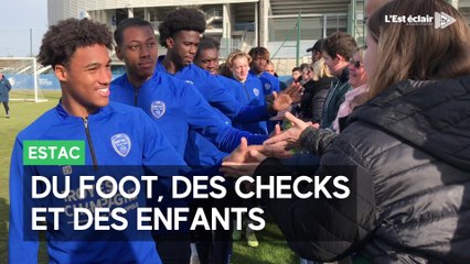 Entraînement ouvert au public 4 jours après l'humiliation contre Reims