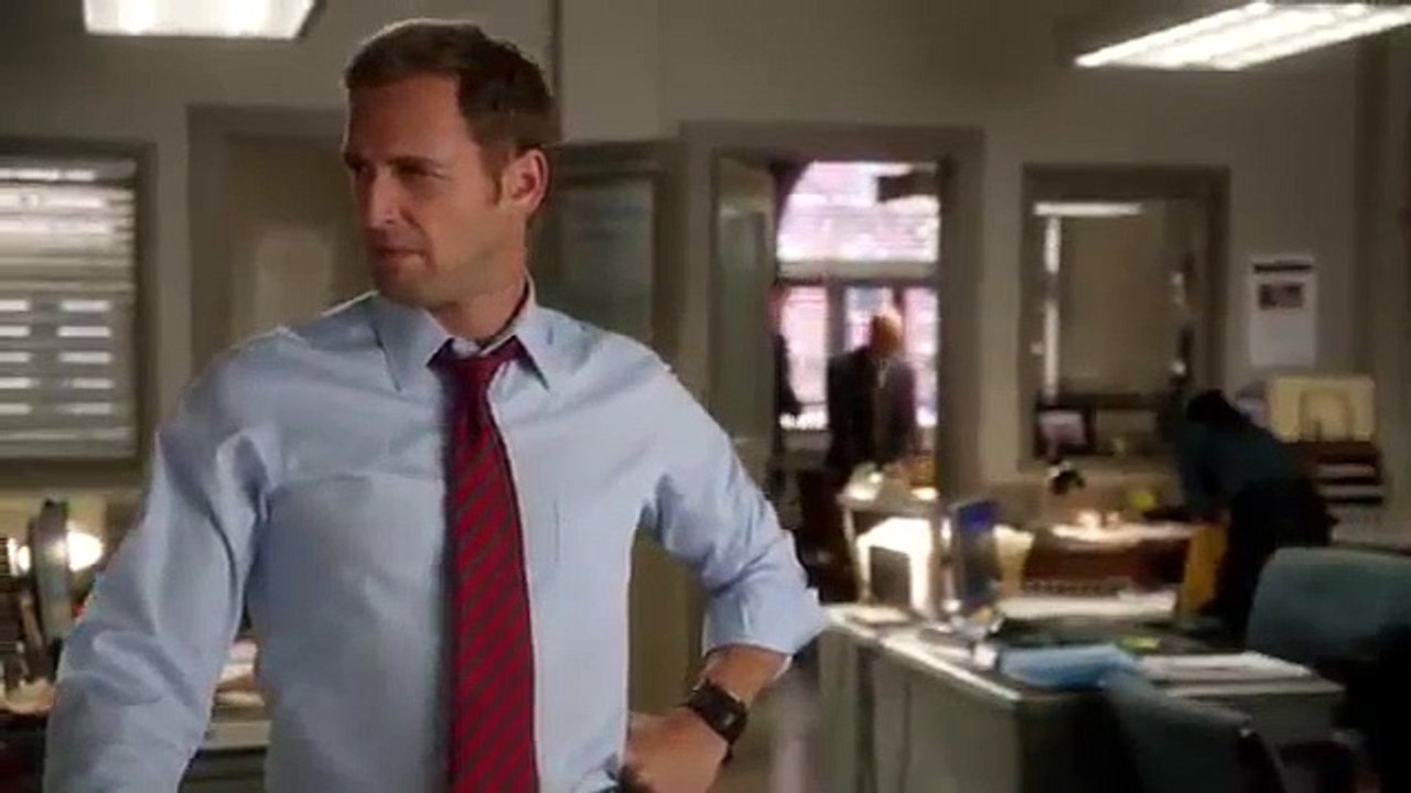 The Mysteries of Laura - Se1 - Ep06 HD Watch