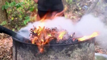 Benin entrepreneur transforms plant waste into charcoal