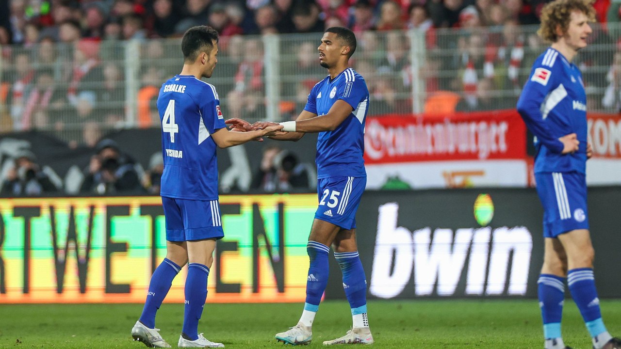 Yoshida erklärt die neue Defensivstabilität und lobt Nebenmann Jenz