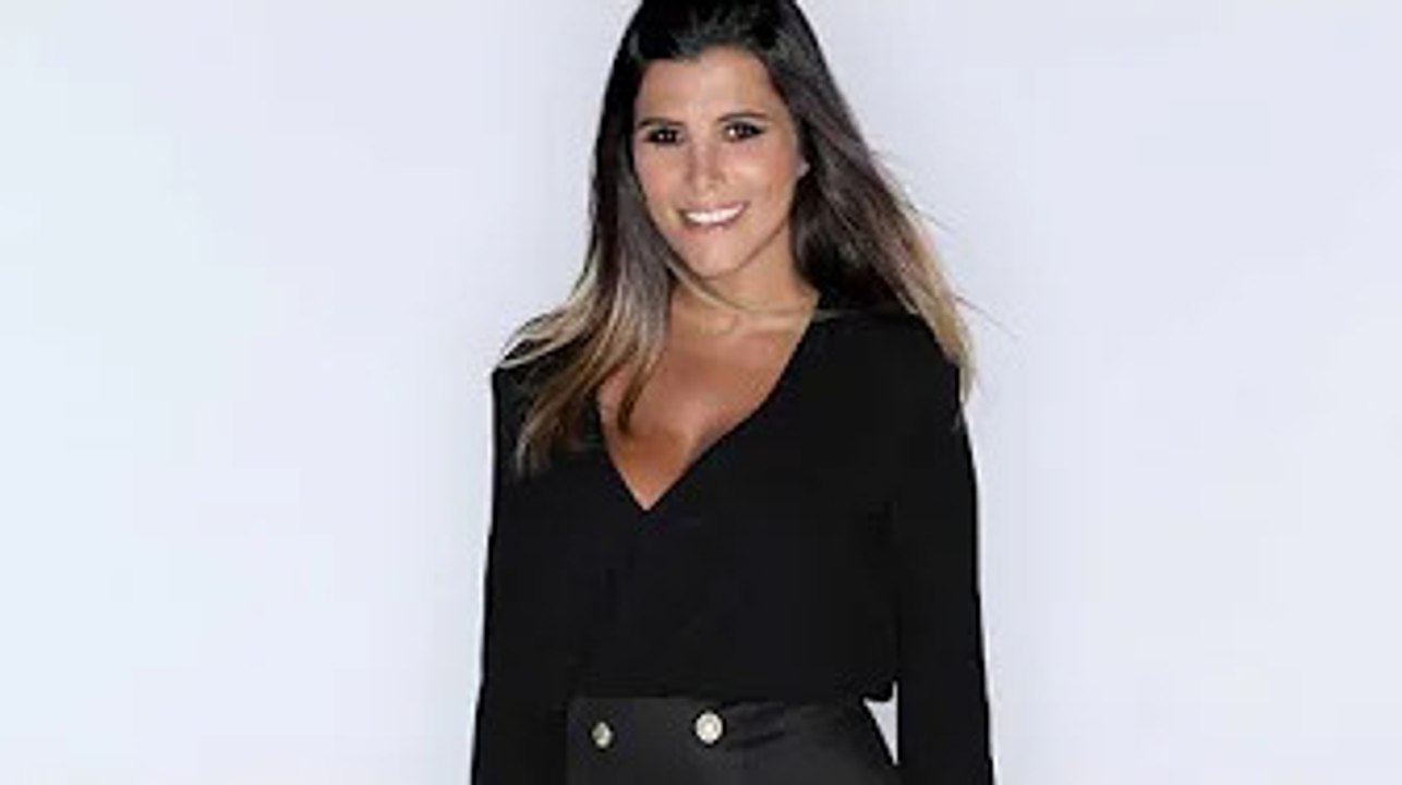 Karine Ferri attend un bébé 3 pour bientôt — elle se met en colère à Saint-Raphaël, la déclaration