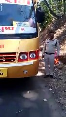 Video: बेजा वसूली पर पुलिस सख्त, बसों में दी दबिश