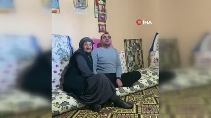 Kaymakam yaşlılık maaşını depremzedelere bağışlayan Şerefnaz nineyi ziyaret etti