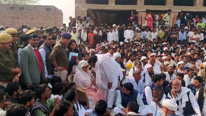 गाड़ी में जलाकर मारने के मामले ने पकड़ा तूल