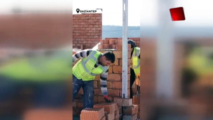 Murat Kurum, Gaziantep'te konteyner kurulumuna ait anları paylaştı