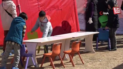 Diyarbakır'da kurulan çadır kentte yaşam devam ediyor