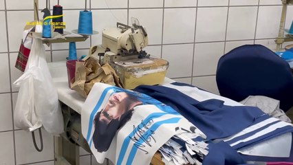 Salerno, sequestrati 100 mila articoli squadre di calcio contraffatti