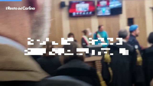 Saman Abbas, il processo: entrano due degli imputati / Video