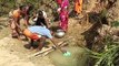 Video Story: गर्मी आने से पहले ही पीने के पानी के लिए मशक्कत कर रहे ग्रामीण, झरिया खोदकर पूरी कर रहे जरुरत