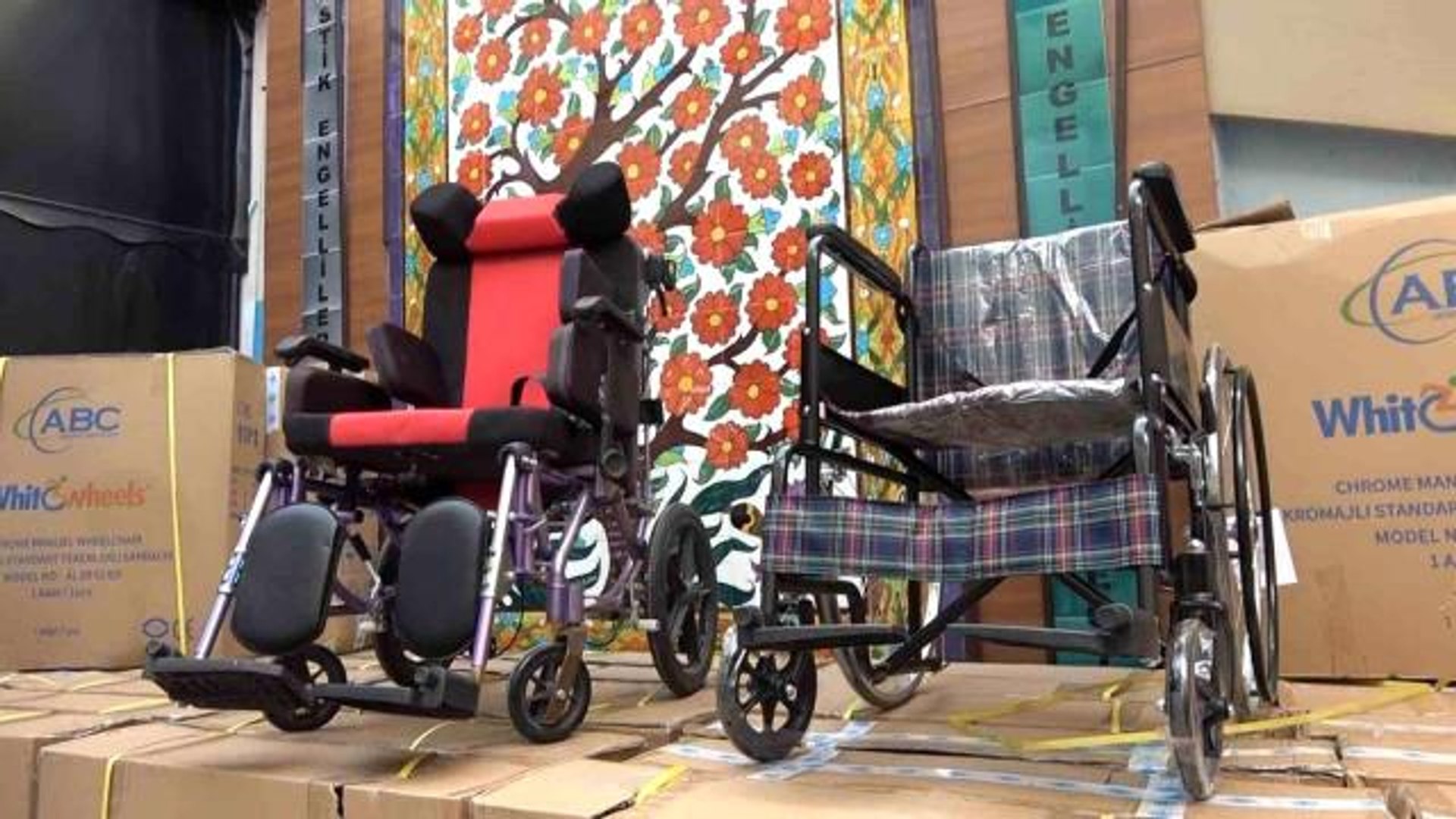 Türkiye Spastik Engelliler Federasyonu'ndan afet bölgesine 30 tekerlekli ve  akülü sandalye - Dailymotion Video