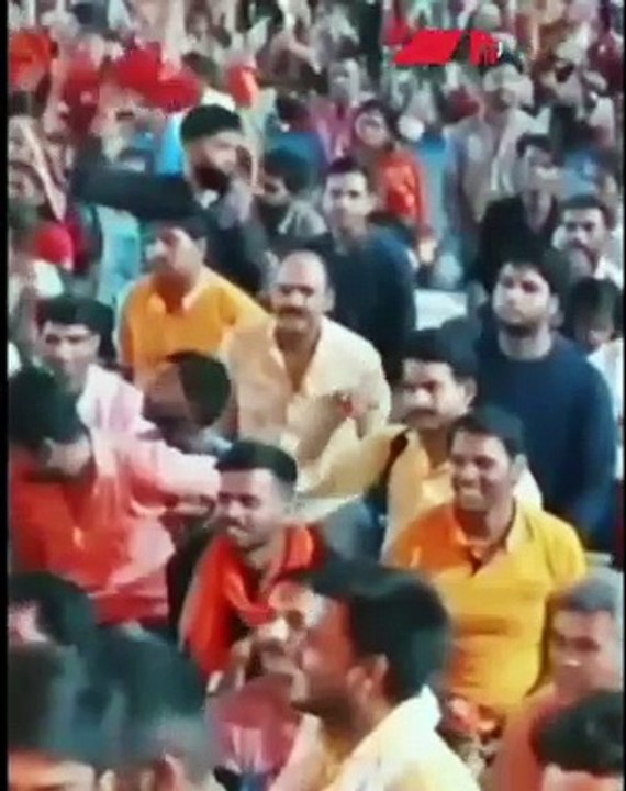 एकीचा मृत्यू.. एक झाली बेपत्ता.. बागेश्वर बाबांच्या दरबारात चाललंय काय?
