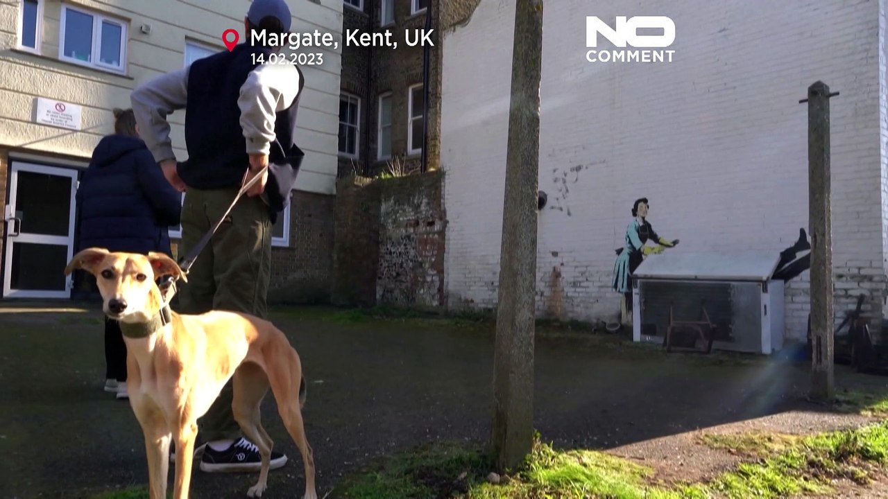 Zu gefährlich: Margate entfernt Teil von Banksy-Kunst zu Gewalt gegen Frauen