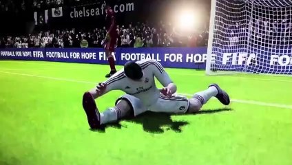 FIFA BUG COMPILATION - GLITCH & FUNNY MOMENTS [Agosto] (2)
