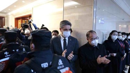 Çinli kurtarma ekiplerini Pekin'de Türk büyükelçi karşıladı