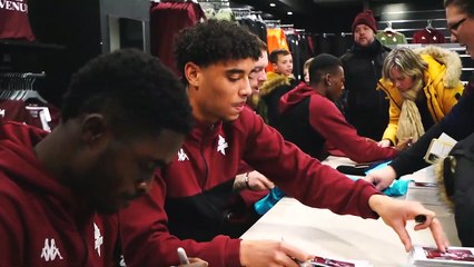 Retour sur la séance de dédicace en Boutique !