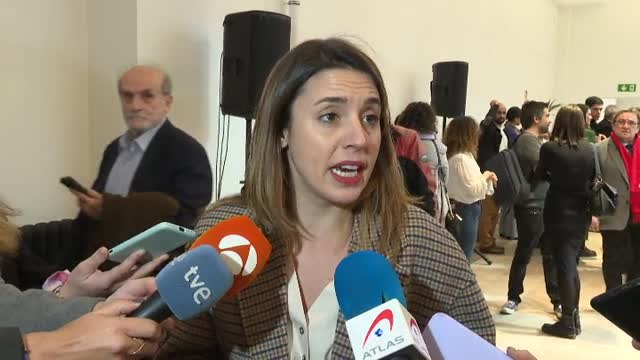 Irene Montero exige al PSOE una reunión sobre el 'sí es sí'