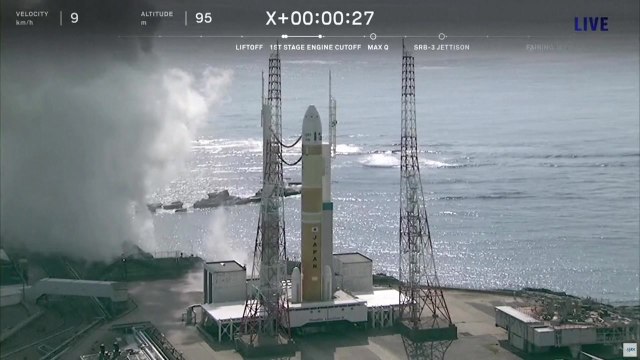 日 새 대형 로켓 H3 발사 불발... 보조 로켓 착화 안돼 / YTN