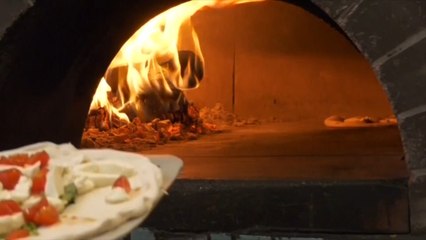 6 Tips for Making Woodfired Pizza at Home