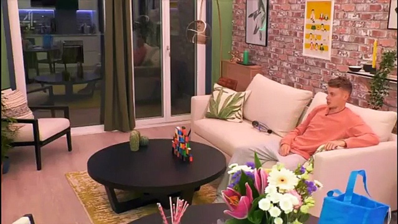 The Circle (UK) - Se1 - Ep03 HD Watch