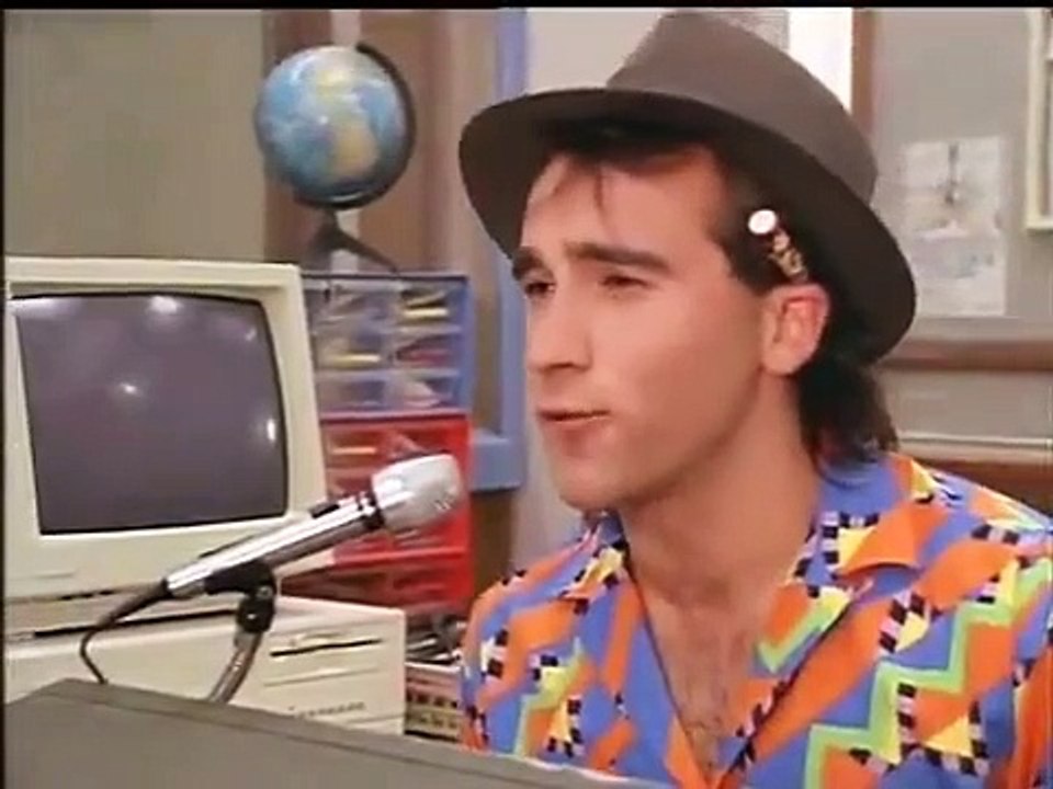 The Flying Doctors - Se2 - Ep01 HD Watch